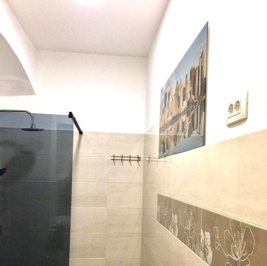 Sweet Studio Apartment Living In Риека Экстерьер фото
